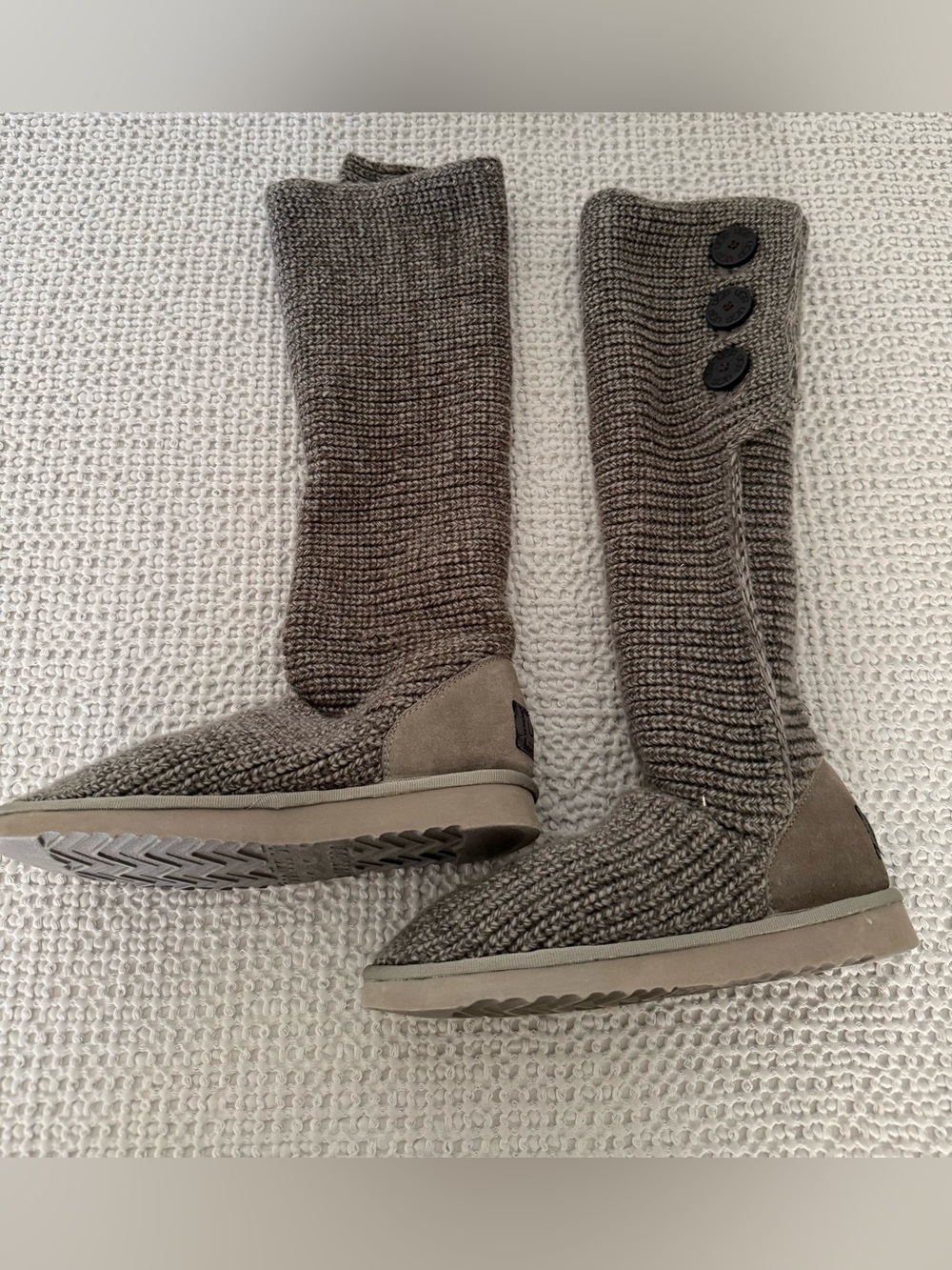 UGG Australia cardy classic Knit Button-tall Boots in Taupe size 9 Women’s